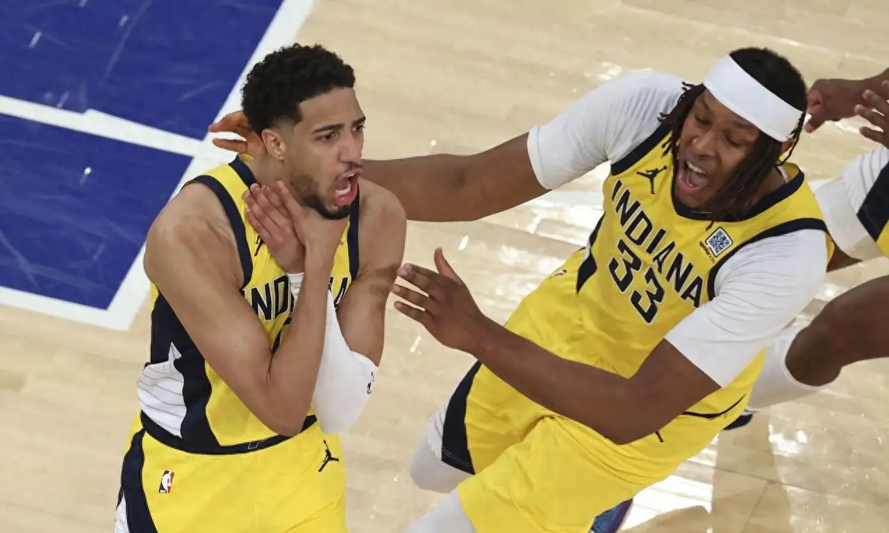 关于西亚卡姆在澳大利亚队比赛中绝杀,连败引发热议!的信息 关于西亚卡姆在澳大利亚队比赛中绝杀,连败引发热议!的信息