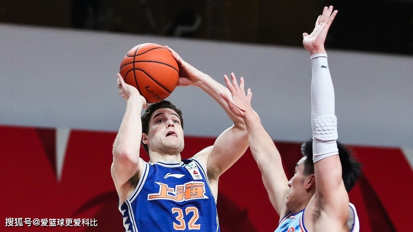 关于Rookie爆冷击败切尔西，出色防守引爆全场！的信息